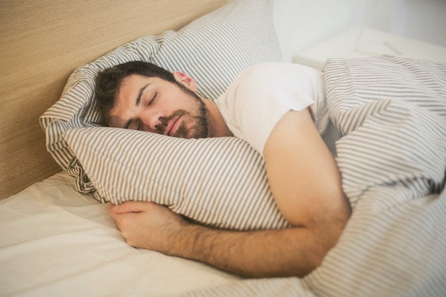 How CBD-Containing Products Enhance Sleep